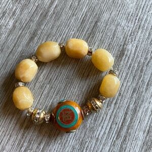 Natural cream colored stretch bracelet w crystals